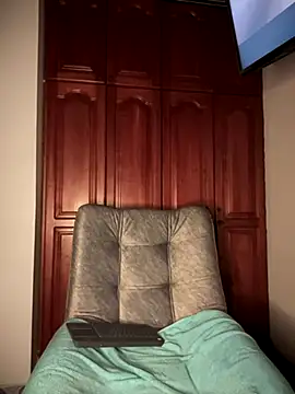 KaditaNavarro online show from 11.01.25