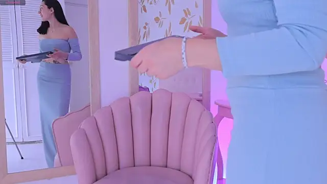 Snapshot of Ginevra_esposito chatting on 10.01.25 Ginevra esposito online show from 10.01.25