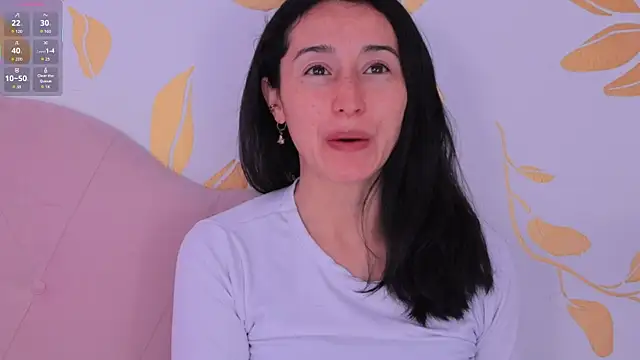 Snapshot of Ginevra_esposito chatting on 10.13.25 Ginevra esposito online show from 10.13.25