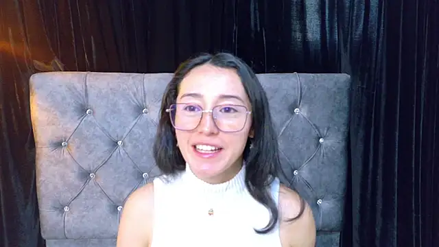 Snapshot of Ginevra_esposito chatting on 10.23.25 Ginevra esposito online show from 10.23.25