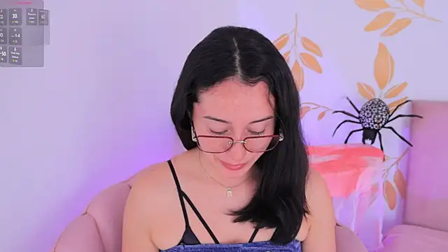 Snapshot of Ginevra_esposito chatting on 10.27.25 Ginevra esposito online show from 10.27.25