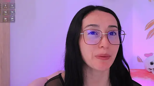 Snapshot of Ginevra_esposito chatting on 10.29.25 Ginevra esposito online show from 10.29.25