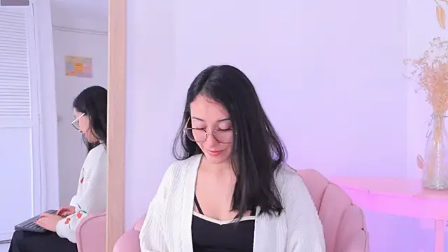 Snapshot of Ginevra_esposito chatting on 11.03.25 Ginevra esposito online show from 11.03.25