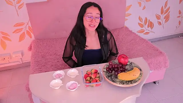 Snapshot of Ginevra_esposito chatting on 02.07.26 Ginevra esposito online show from 02.07.26