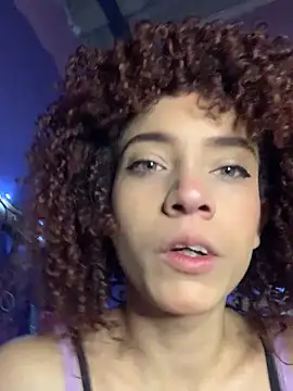 ValentinaStorm1 online show from 10.26.25