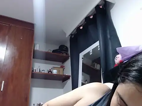 Electraweb 09 online show from 11.20.25