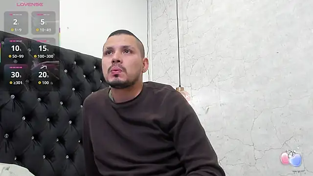 AndresSterling  online show from 09.18.25