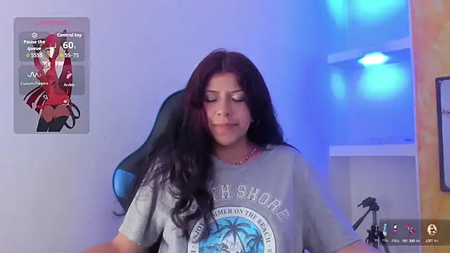 Raven Rouge  online show from 11.16.25