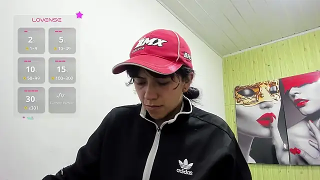 Raven Rouge  online show from 03.09.26