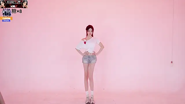 Snapshot of 1X-one chatting on 10.14.25 1X-one online show from 10.14.25