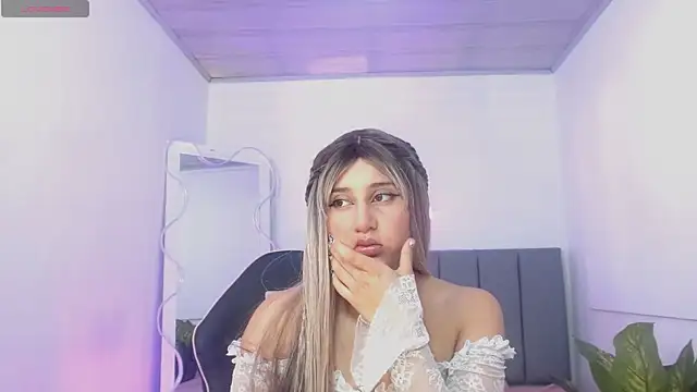 Amii tay online show from 09.25.25