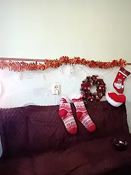 Snapshot of XHelenaX90 chatting on 12.30.24 XHelenaX90 online show from 12.30.24