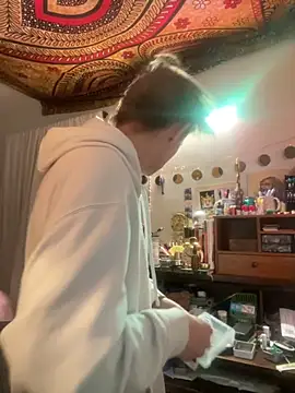 XanderOzzz online show from 11.05.25