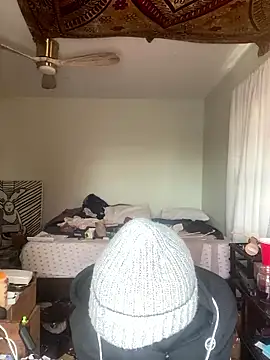 XanderOzzz online show from 01.08.26