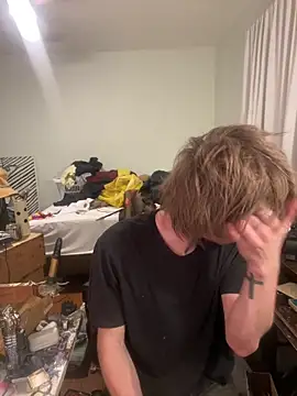 Snapshot of XanderOzzz chatting on 03.27.26 XanderOzzz online show from 03.27.26