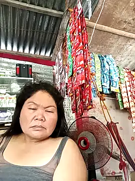 Snapshot of Mari_fvcks chatting on 10.08.25 Mari fvcks online show from 10.08.25