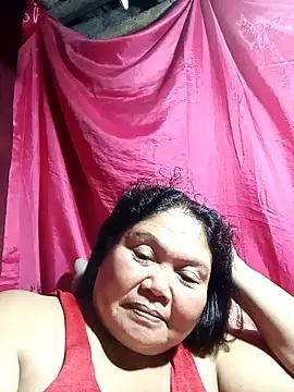 Snapshot of Mari_fvcks chatting on 10.30.25 Mari fvcks online show from 10.30.25