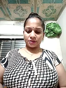Snapshot of Payel_50 chatting on 07.18.26 Payel 50 online show from 07.18.26
