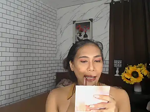 Latinahugecock online show from 09.25.25