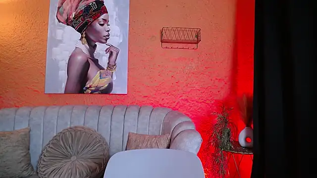 CurlyDani online show from 02.18.26