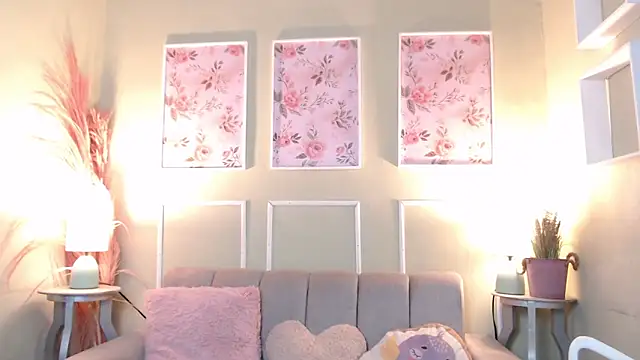 CurlyDani online show from 02.25.26