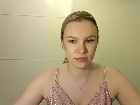 Snapshot of SadieBrilliance chatting on 10.15.25 SadieBrilliance online show from 10.15.25