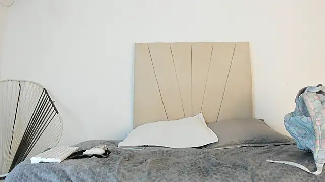  Miaa khalifa  online show from 11.10.25