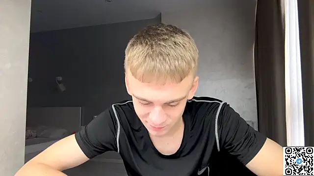 Snapshot of echowraith chatting on 11.08.25 echowraith online show from 11.08.25