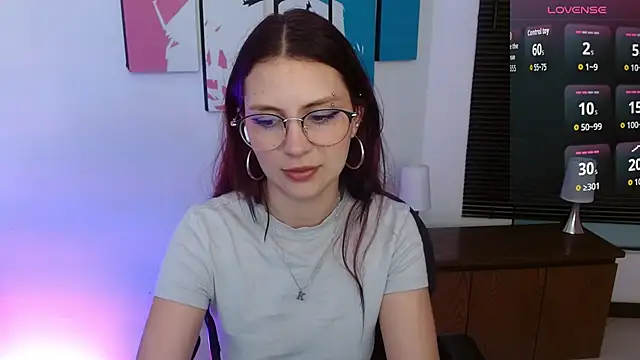 AlanaGarcia19 online show from 09.18.25