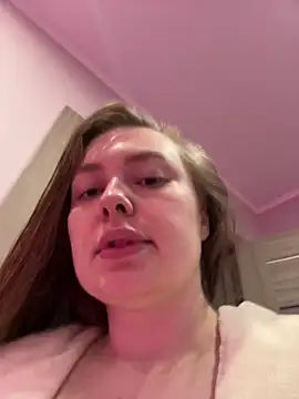 DeniMilkyyyyy online show from 10.04.25