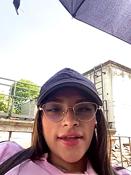 Hannacooper3 online show from 11.12.25