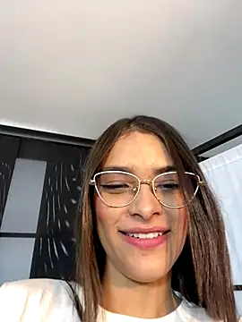 Hannacooper3 online show from 11.25.25