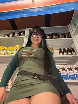 AlanaRouss online show from 06.04.26