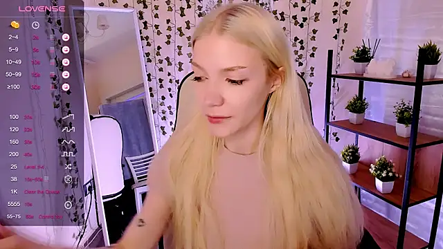 AnyaTaylor  online show from 06.04.26