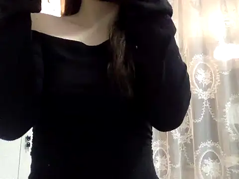 Mia 8 online show from 04.11.26