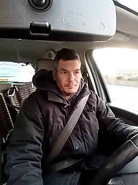 twitshe online show from 11.21.25