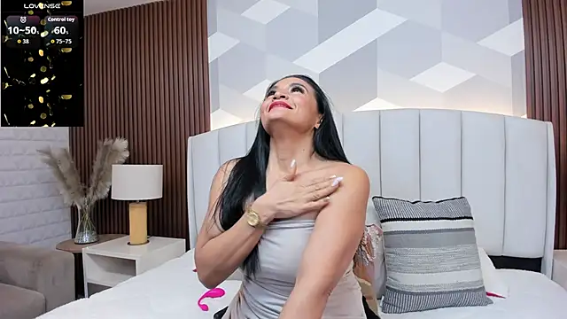 Mommy Naughty online show from 11.29.25