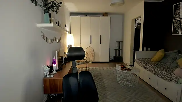 Bear Beer130 online show from 10.13.25