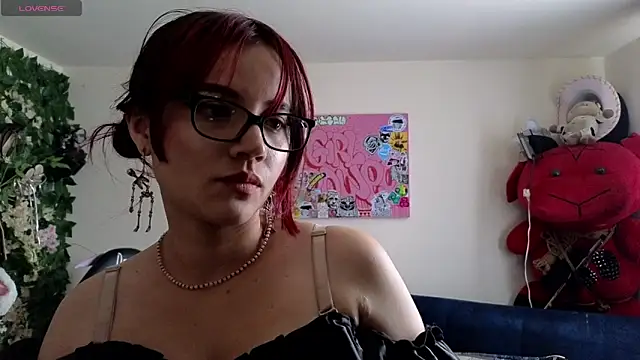 MiaVelvetDoll online show from 05.25.26