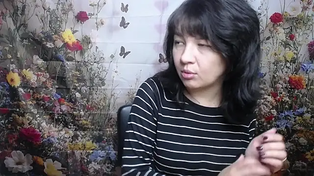 SelenaFly online show from 09.29.25