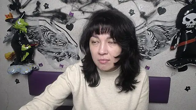 SelenaFly online show from 11.05.25