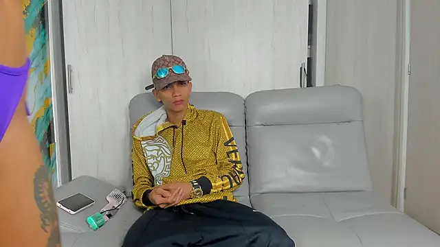 Snapshot of Something_pork4 chatting on 10.12.25 Something pork4 online show from 10.12.25