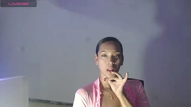 DonnaDidiamantti online show from 10.28.25