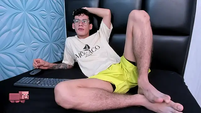 LittleMax23 online show from 10.08.25