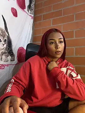 kitty moon1 online show from 09.30.25