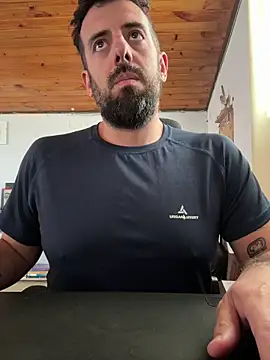 Snapshot of elpeaciente chatting on 10.27.25 elpeaciente online show from 10.27.25