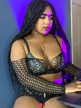 PrettySofiaa online show from 09.25.25