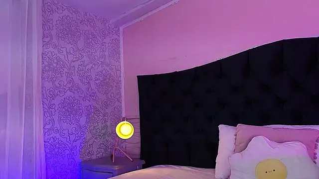 Hada Blue online show from 04.15.26