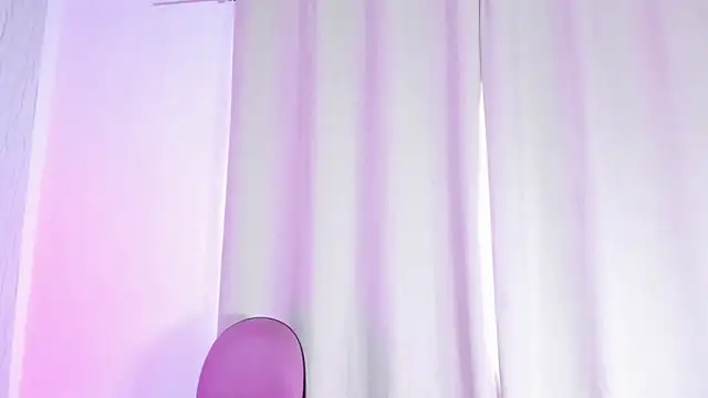 Victoria Guzman online show from 09.30.25