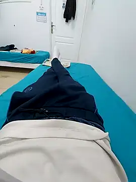 RaoufDz17cm online show from 10.18.25